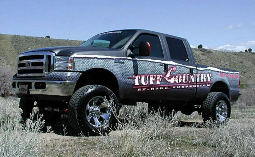 Tuff Country 24974KN 5in Lift Kit (Radius Arm Drop Bracket) SX8000 for 2005-2007 F-250 Super Duty