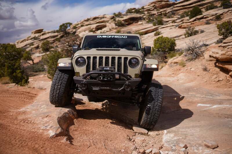 DV8 Offroad 18-23 Wrangler JL/Gladiator JT Spec Series Front Bumper - #FBJL-09