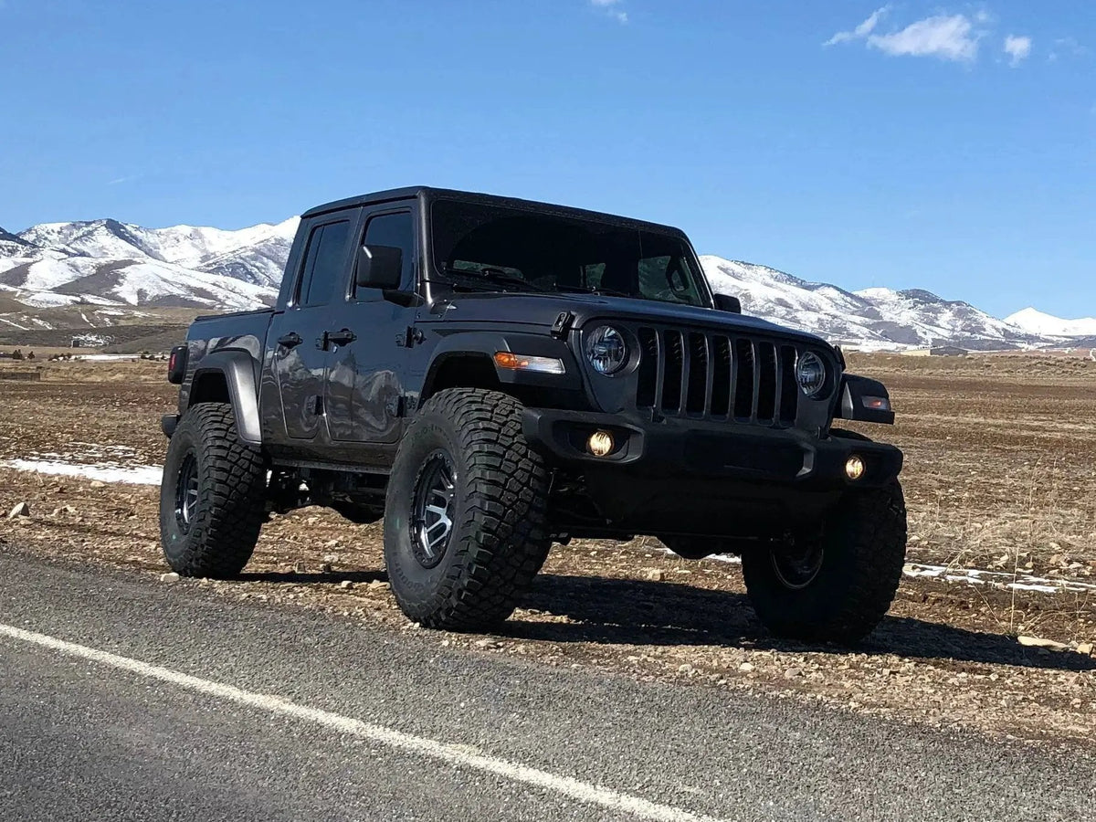 Tuff Country 42200 2in Front Leveling Kit with Shock extension Brackets for 2020-2023 Jeep Gladiator