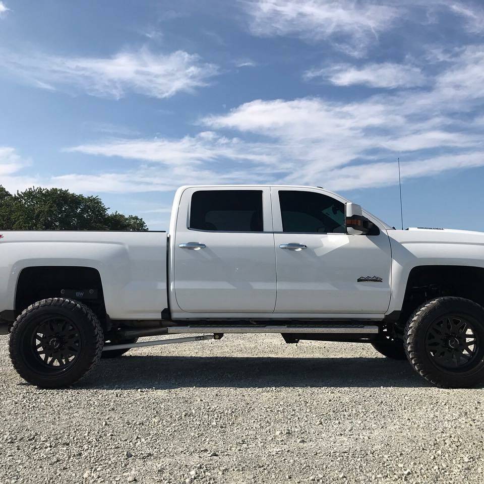 Wehrli Custom Fabrication WCF100851-RED RCLB/CCSB/ECSB 60in Traction Bar Kit WCFab Red for 2011-2019 Chevrolet Silverado / GMC Sierra 2500 HD / 3500 HD Duramax