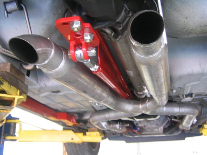 UMI Performance 220508-B Torque arm Kit Automatic Black for 1998-2002 GM F-Body