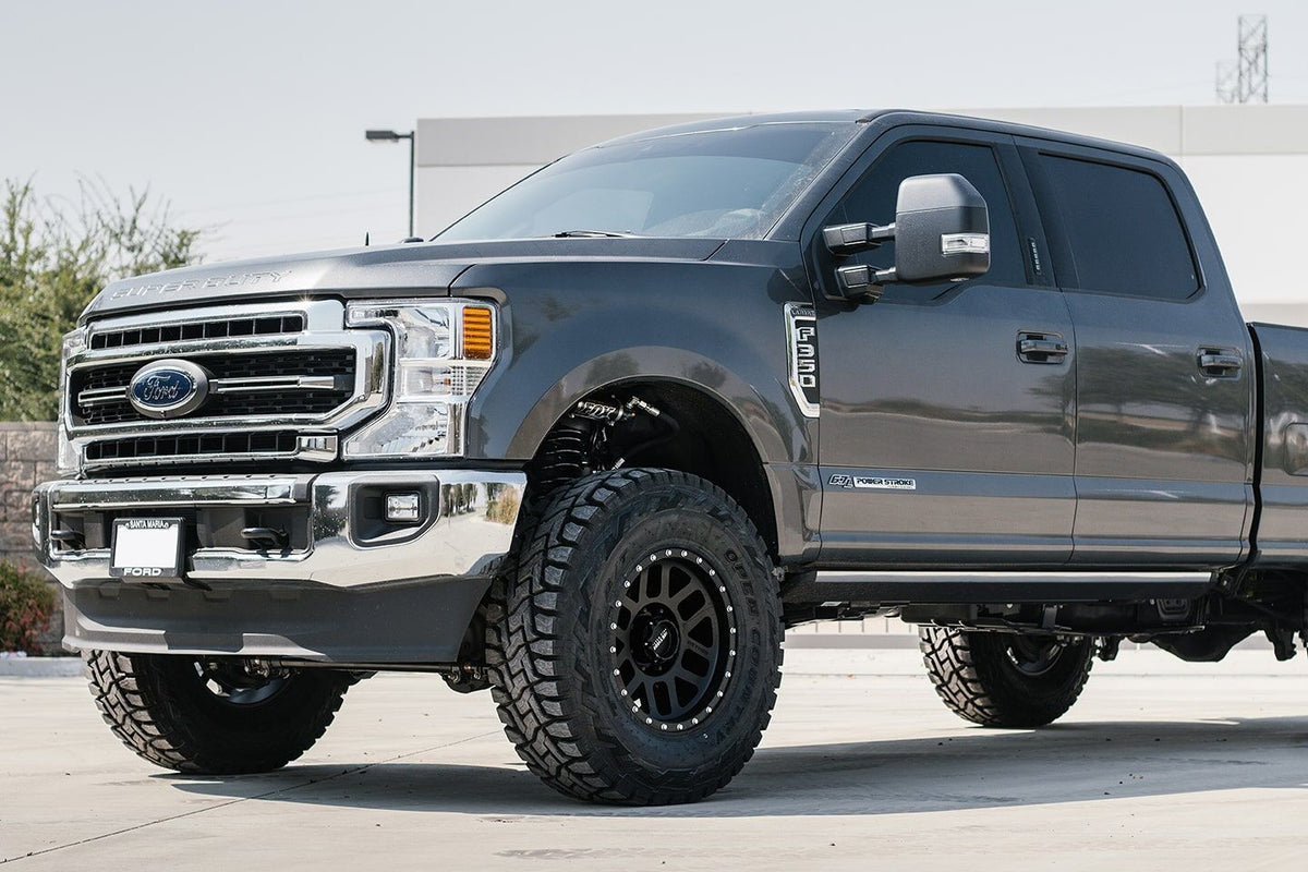 Cognito Motorsports 220-P0950 3-Inch Elite Lift Kit with Fox FSRR 2.5 Shocks for 2020-2024 Ford F-250 / F-350 Super Duty 4WD