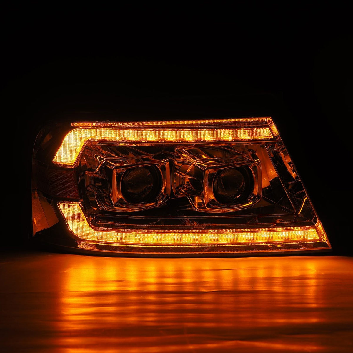 AlphaRex 880132 06-08 Lincoln Mark LT LUXX-Series LED Projector headlights Black with Sequential Signal