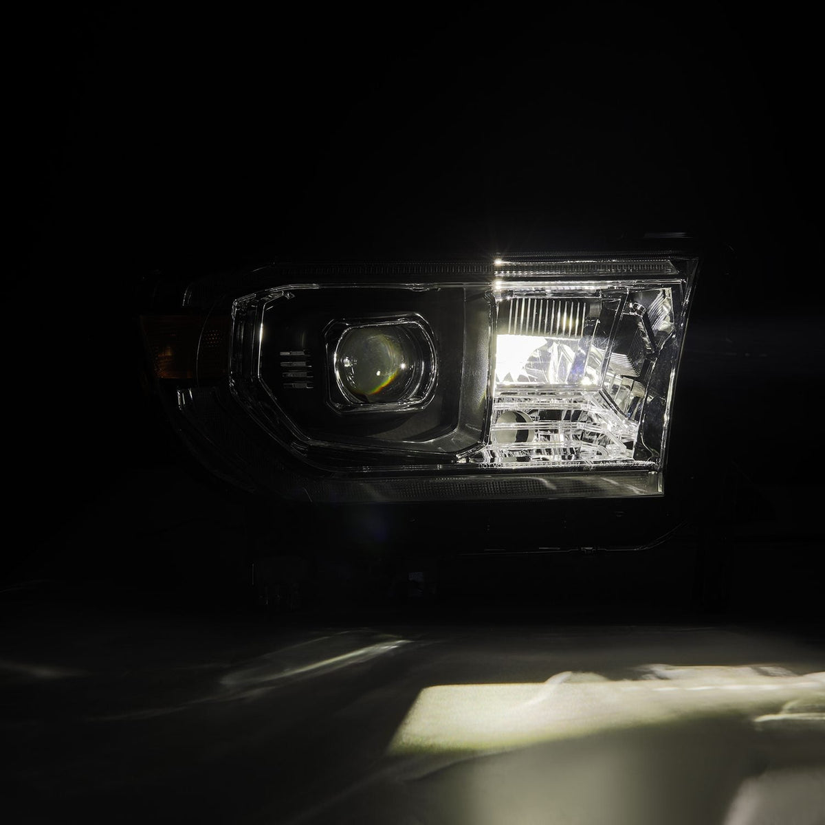 AlphaRex 880827 07-13 Toyota Tundra / 08-17 Sequoia PRO-Series Projector Headlights Chrome with Sequential Signal + DR