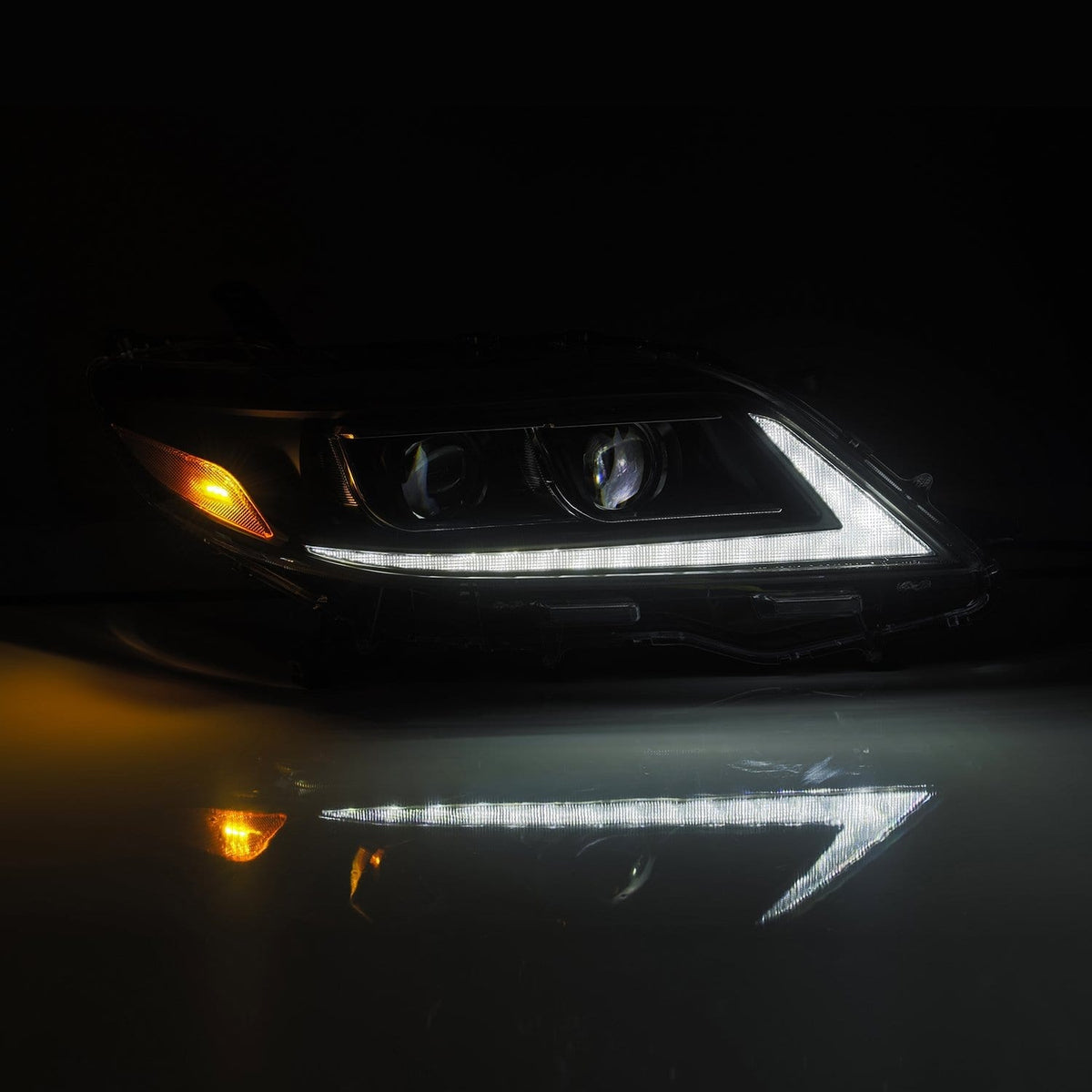 AlphaRex 880766 11-21 Toyota Sienna LUXX LED Projector Headlights Plank Style Black with Sequential Signal/DRL