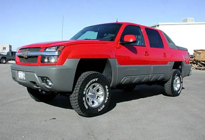 Tuff Country 14962 4in Lift Kit (with 3-Piece Sub Frame) for 2000-2006 Chevrolet Tahoe 1500 4WD