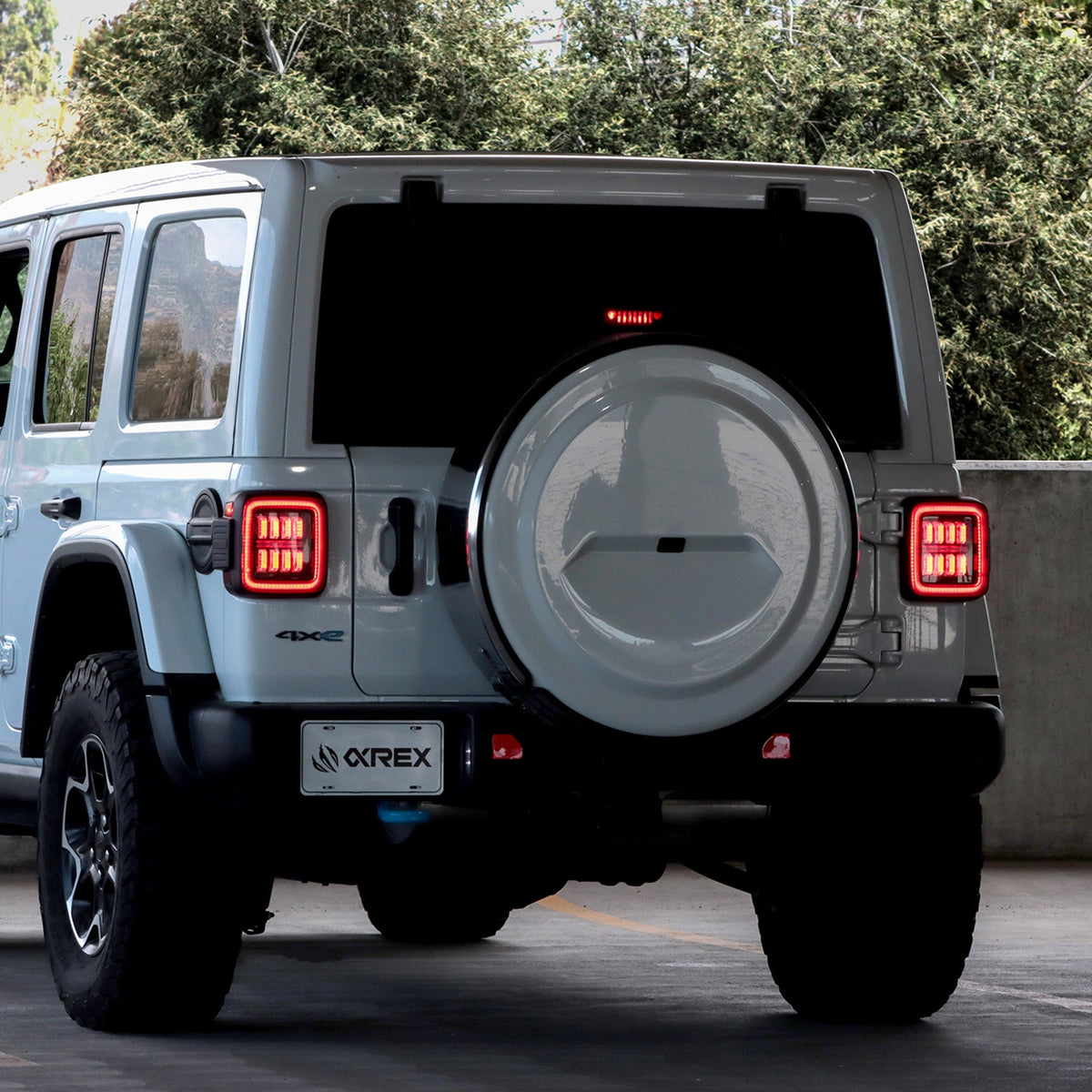 AlphaRex 602040 2018+ Jeep Wrangler JL NOVA-Series Prismatic LED Tail Lights - Black/Red