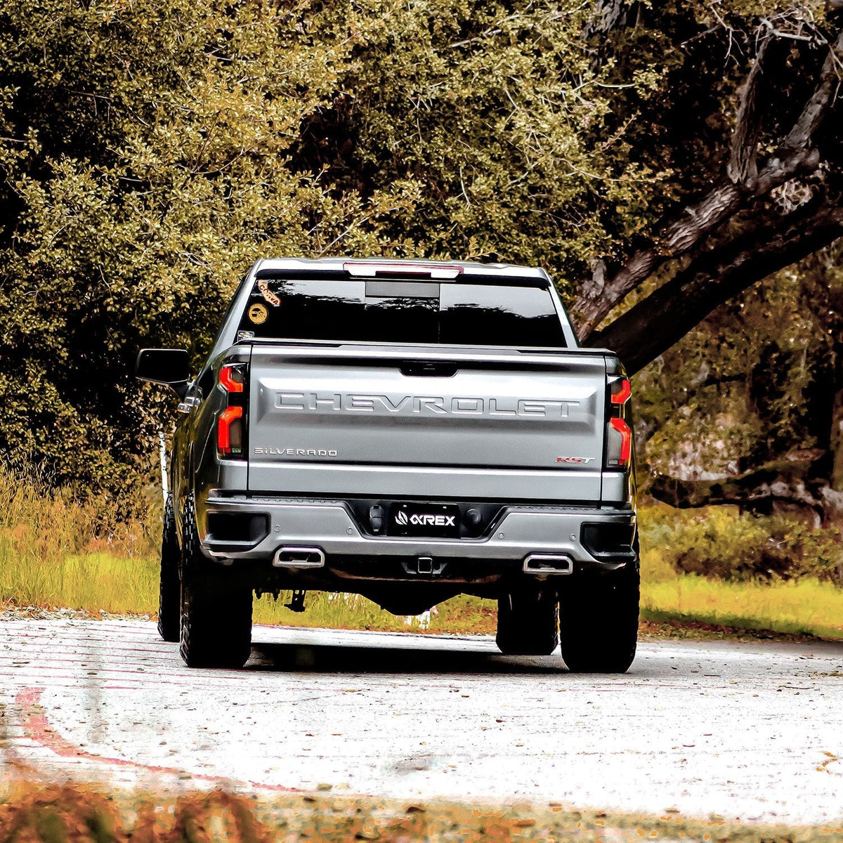 AlphaRex 620088 19-24 Chevrolet Silverado 1500 / 20-24 2500 HD/3500 HD LUXX-Series LED Tail Lights Black