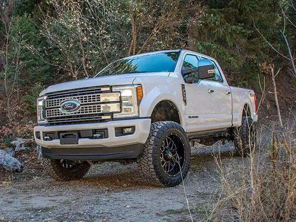 Tuff Country 24989 4in Lift Kit No Shocks for 2017-2022 Ford F-250/F-350 Super Duty 4WD (Gas)