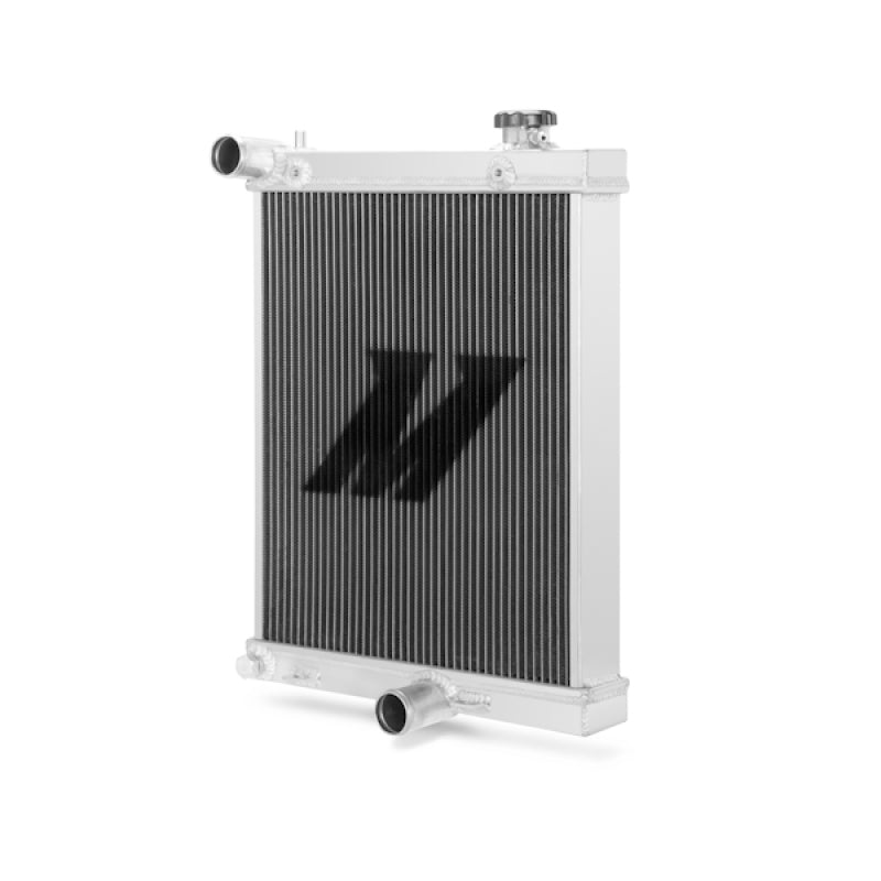 Mishimoto 03-07 Mitsubishi Lancer Evo 7/8/9 Half-Size Performance Aluminum Radiator - #MMRAD-EVO-01H