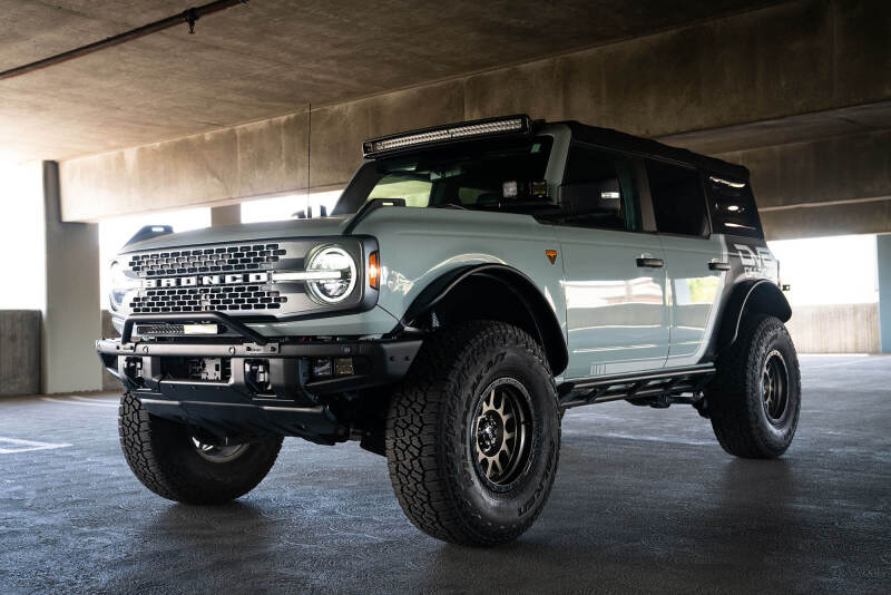 DV8 21+ Ford Bronco Curved Light Bracket for 12 3in. Pod Lights - #LBBR-03