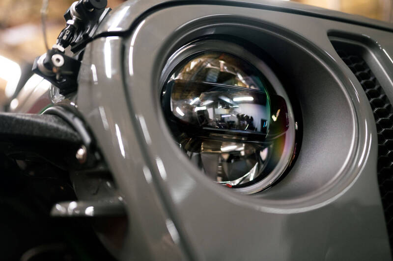 DV8 Offroad 18-22 Jeep Gladiator Wrangler LED Projector Headlights - #HLCJL-02