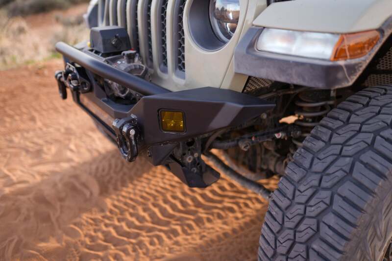 DV8 Offroad 18-23 Jeep Wrangler JL / 20-23 Jeep Gladiator JT FS-7 Mid-Width Winch Front Bumper - #FBJL-07