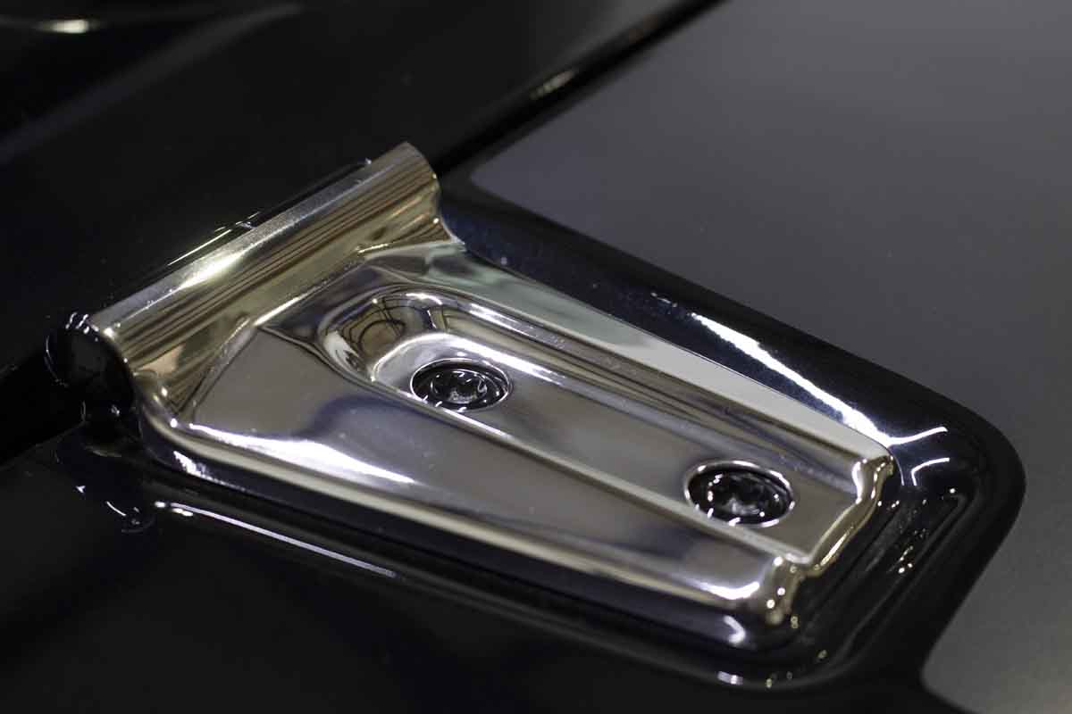 Kentrol 30019 Hood Hinge Overlays Pair for 2007-2018 Jeep Wrangler JK - Polished Silver