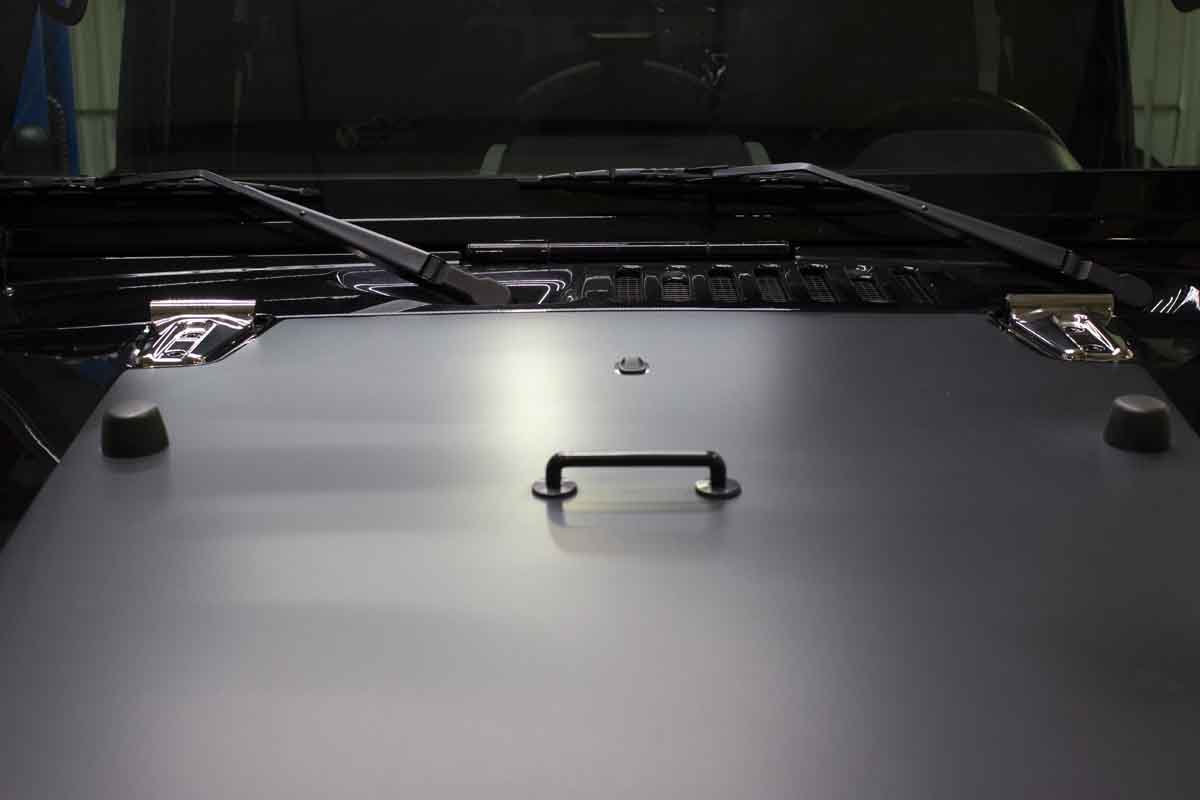 Kentrol 30019 Hood Hinge Overlays Pair for 2007-2018 Jeep Wrangler JK - Polished Silver