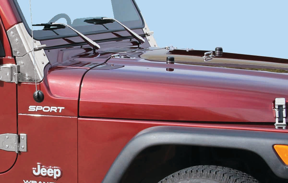 Kentrol 30504WHC Hood Kit without Hood Catch for 1997-2006 Jeep Wrangler TJ LJ - Polished Silver