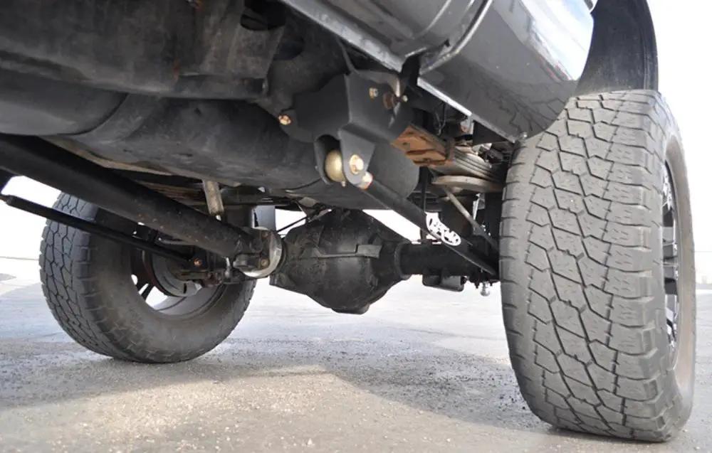 Tuff Country 30991 Performance Traction Bars Pair for 2003-2012 Dodge Ram 3500 4WD (4in Axle)