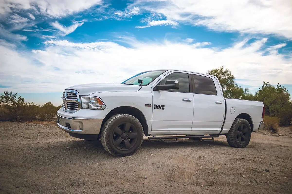 Tuff Country 32906 2in Front Leveling Kit with Ride Height Sensor Links for 2013-2018 Dodge Ram 1500