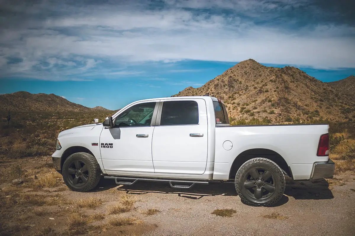 Tuff Country 32906 2in Front Leveling Kit with Ride Height Sensor Links for 2013-2018 Dodge Ram 1500