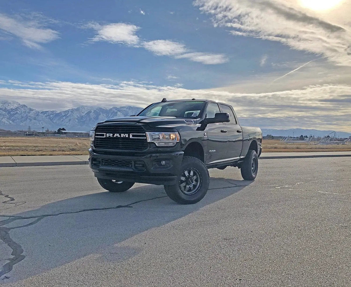 Tuff Country 33140 3in Lift with Front Shock Extension Brackets Kit for 2019-2023 Dodge Ram 2500 4WD