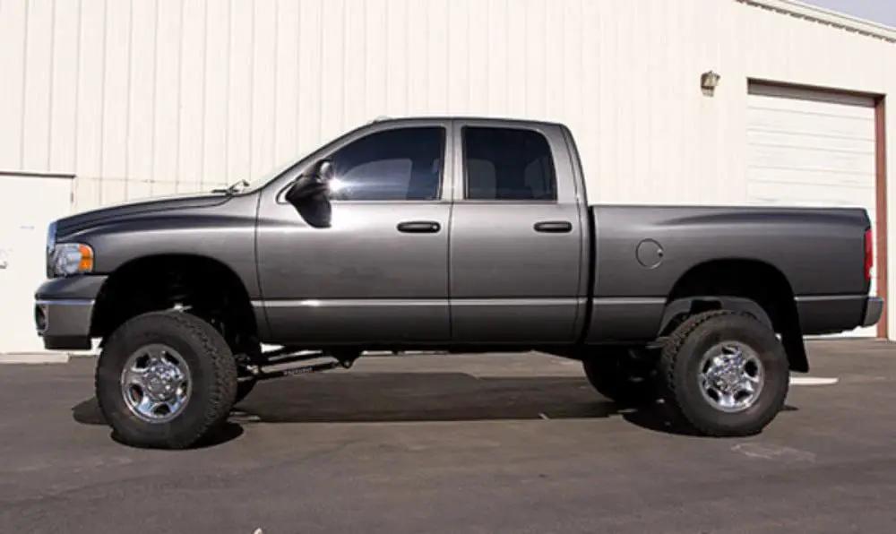 Tuff Country 34217KN 4.5in Arm Lift Kit with Coil Springs SX8000 for 2003-2007 Dodge Ram 3500