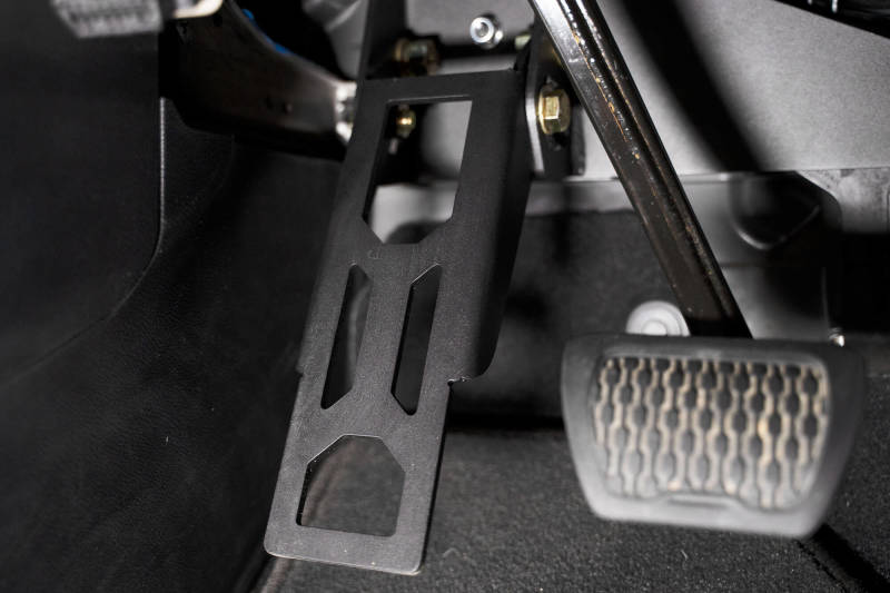 DV8 Offroad 18-20 Jeep Wrangler JL Adjustable Dead Pedal - #STJL-03