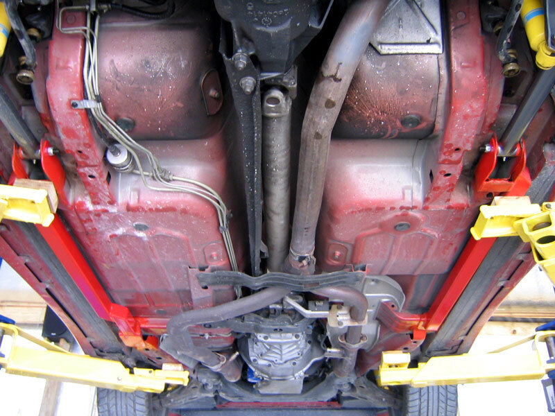 UMI Performance 2000-R Boxed Style Weld-In Subframe Connectors Red