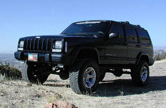 Tuff Country 43802KH 3.5in Lift Kit with Rear Leaf Springs SX6000 for 1987-2001 Jeep Cherokee 4WD