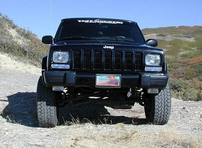 Tuff Country 43802KH 3.5in Lift Kit with Rear Leaf Springs SX6000 for 1987-2001 Jeep Cherokee 4WD
