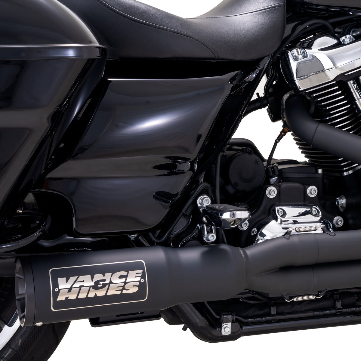 Vance & Hines 47321 Hi-Output 2-1 Exhaust Black for 2017-2024 Harley-Davidson Touring