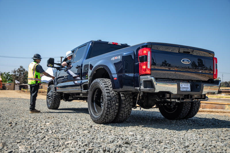 ICON 2023 Ford F-250/F-350 Super Duty 4WD, 2.5-3in Lift, Stage 4 Coilover Conversion System