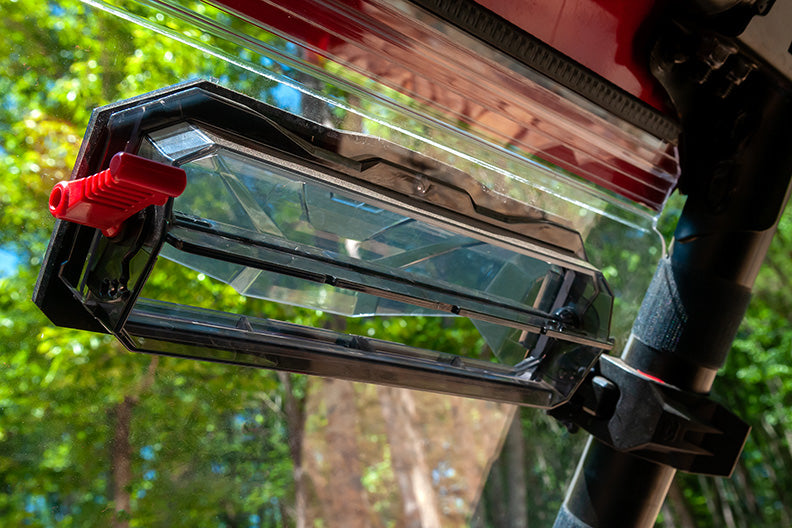 Seizmik 20-23 Polaris RZR PRO XP/4/S/RZR Turbo R/4/S Tool-Less Windshield Vented HC 50-50231KIT
