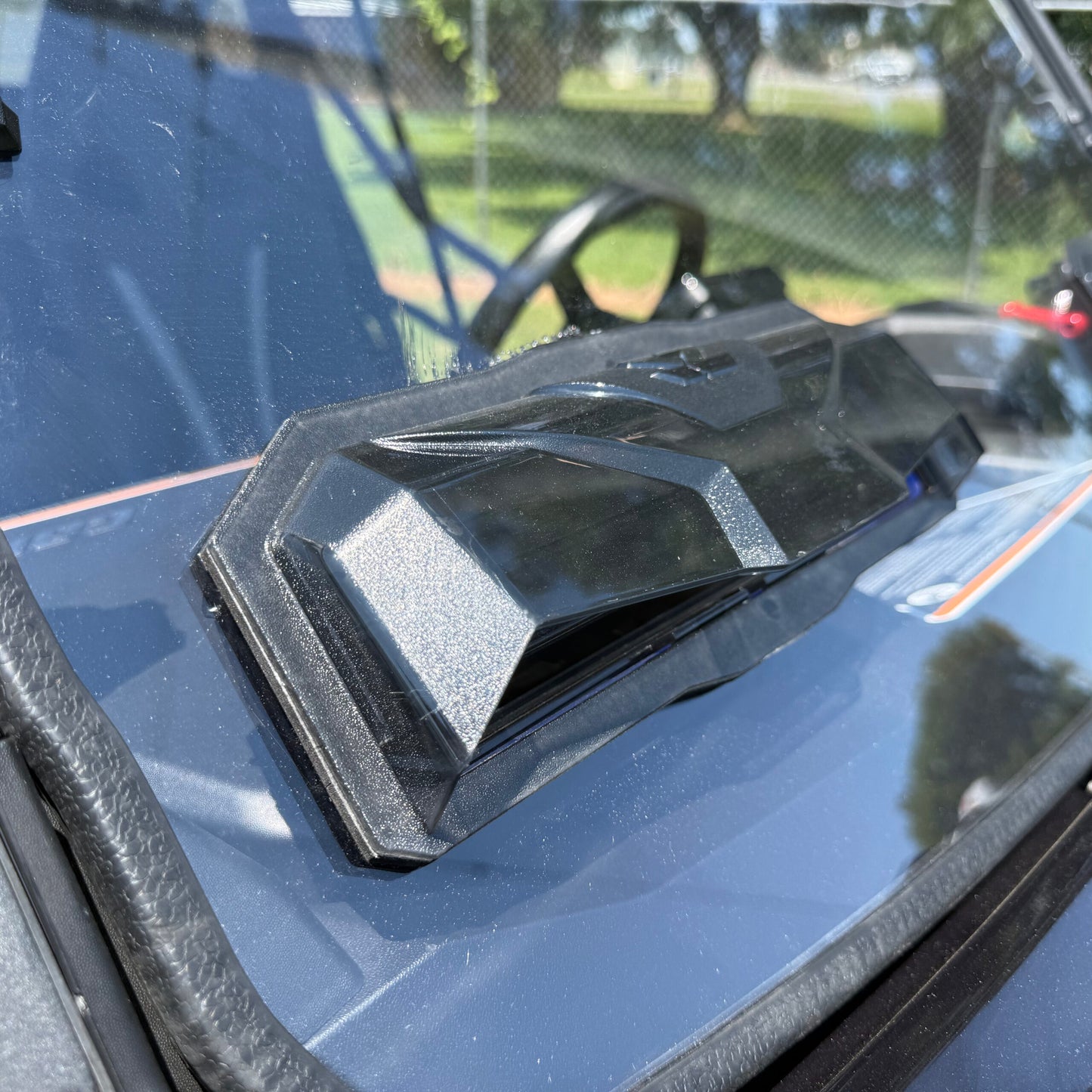 Seizmik 18-24 Can-Am Maverick Trail Vented Tool-Less Windshield UV 50-55330KIT