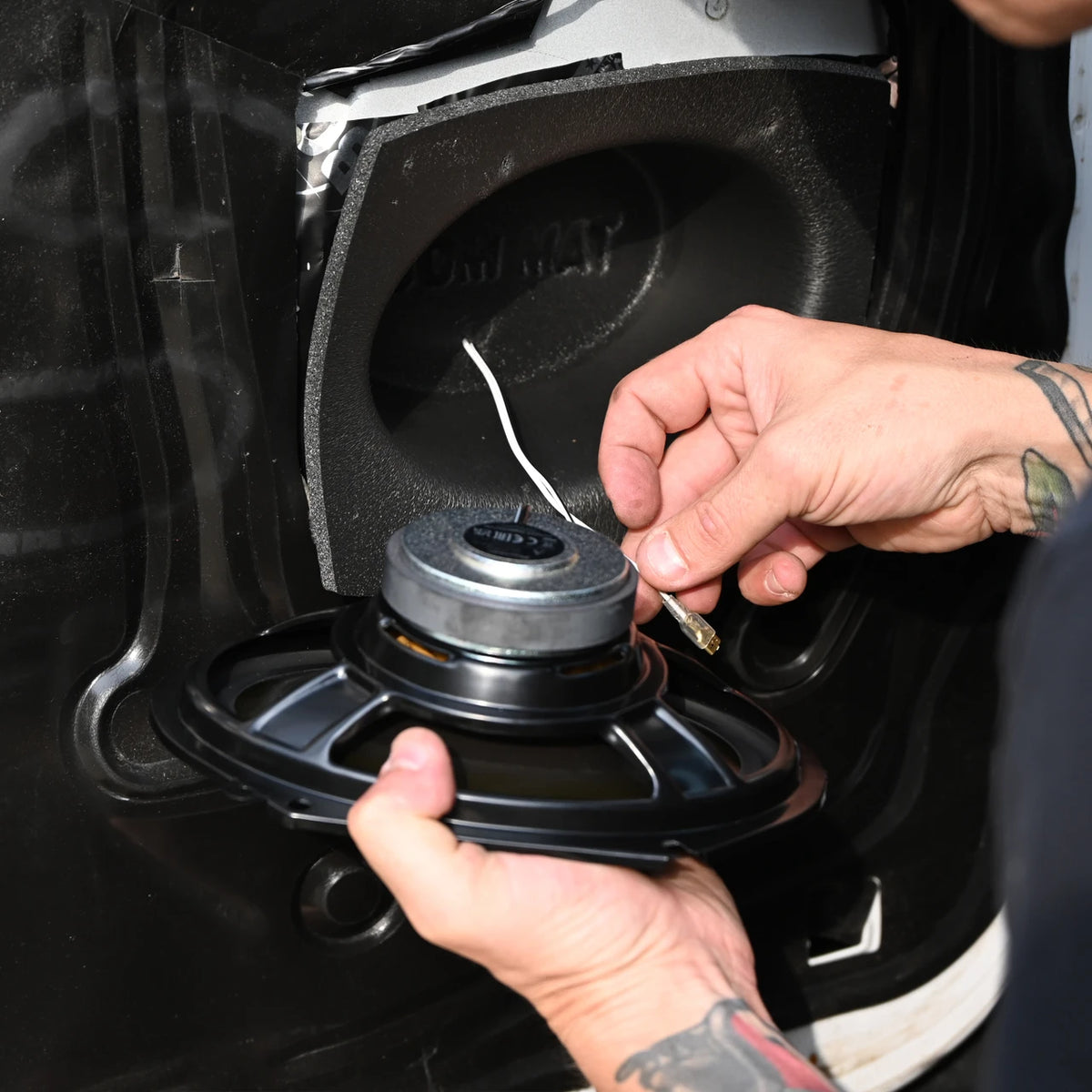 DEI Speaker Baffles 5.25in Round 6.5in Wide 6.5 Height 2.5in Deep Pair