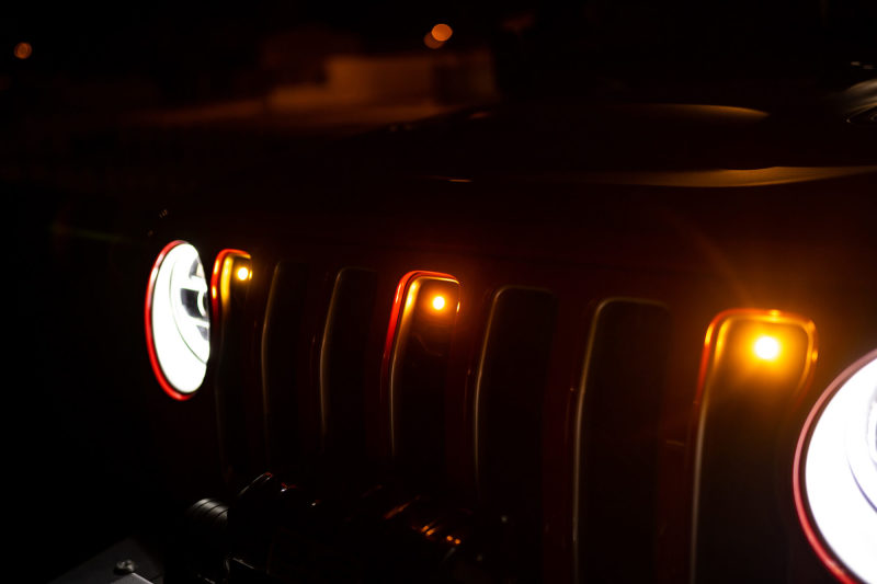 DV8 Offroad 2018+ Jeep JL Grill Amber Marker Lights - #GRJL-02