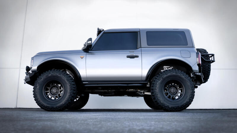 DV8 Offroad 21-23 Ford Bronco OE Plus 2-Door Side Steps - #SRBR-05