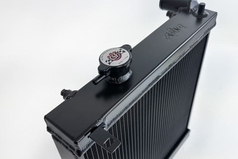 CSF 7228B Radiator - Black for 03-07 Mitsubishi Lancer EVO 7/8/9 1/2 Size