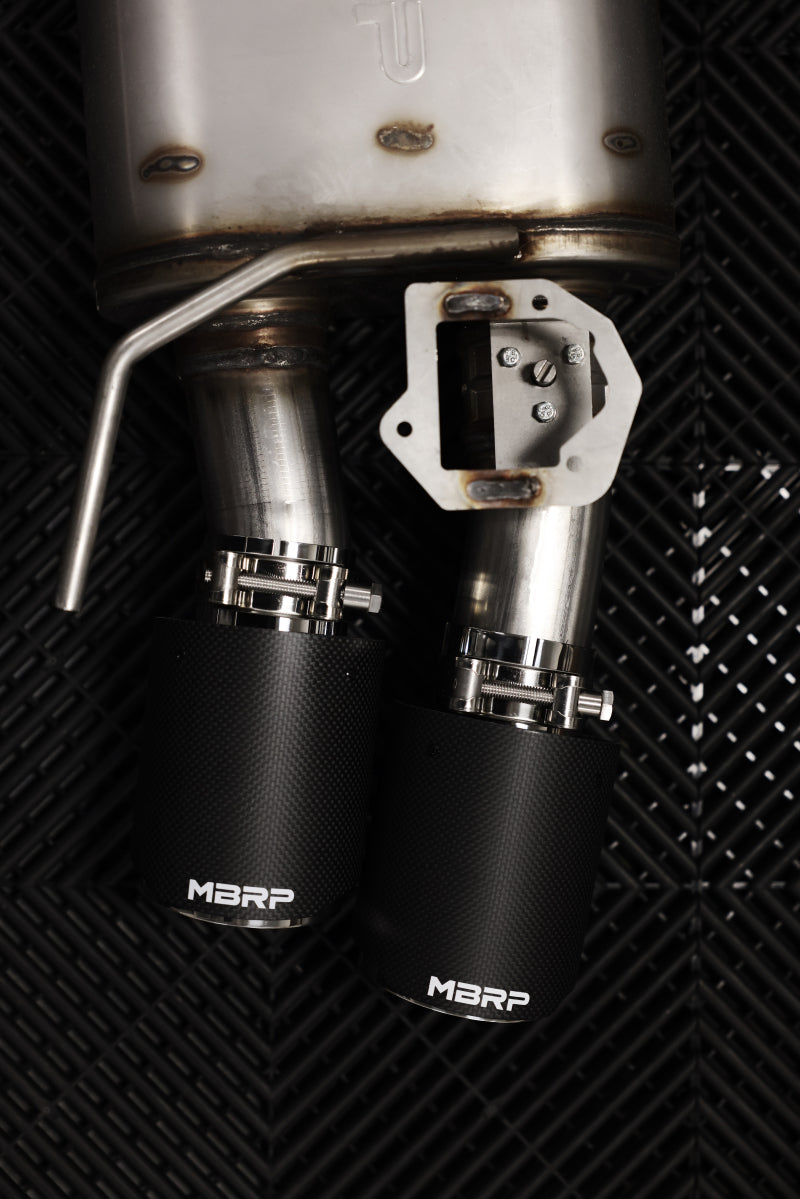 MBRP Mustang 3in Cat-Back Exhaust w/ Quad Carbon Fiber SS Tips - T304