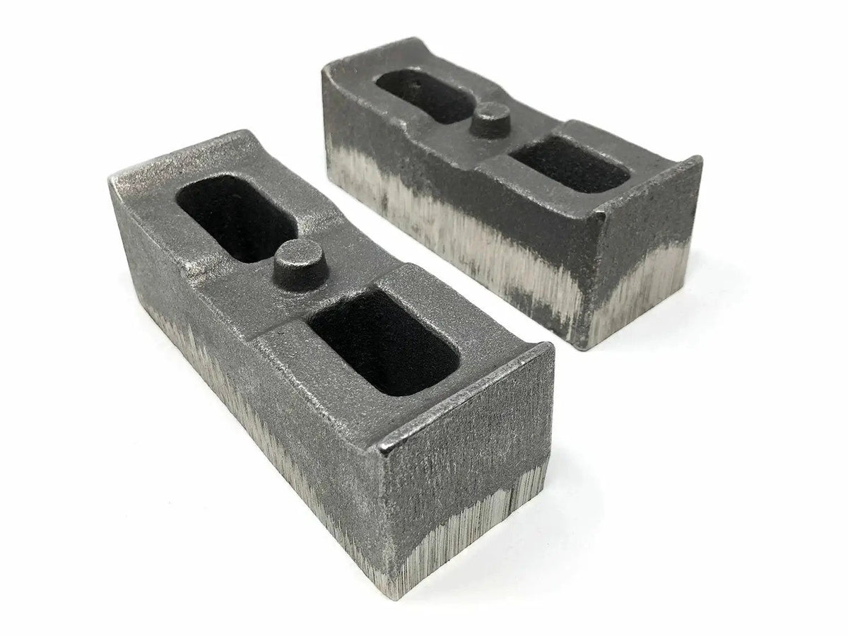 Tuff Country 79062 2in Cast Iron Lift Blocks Pair for 2001-2010 Chevrolet Silverado 2500HD/3500 4WD