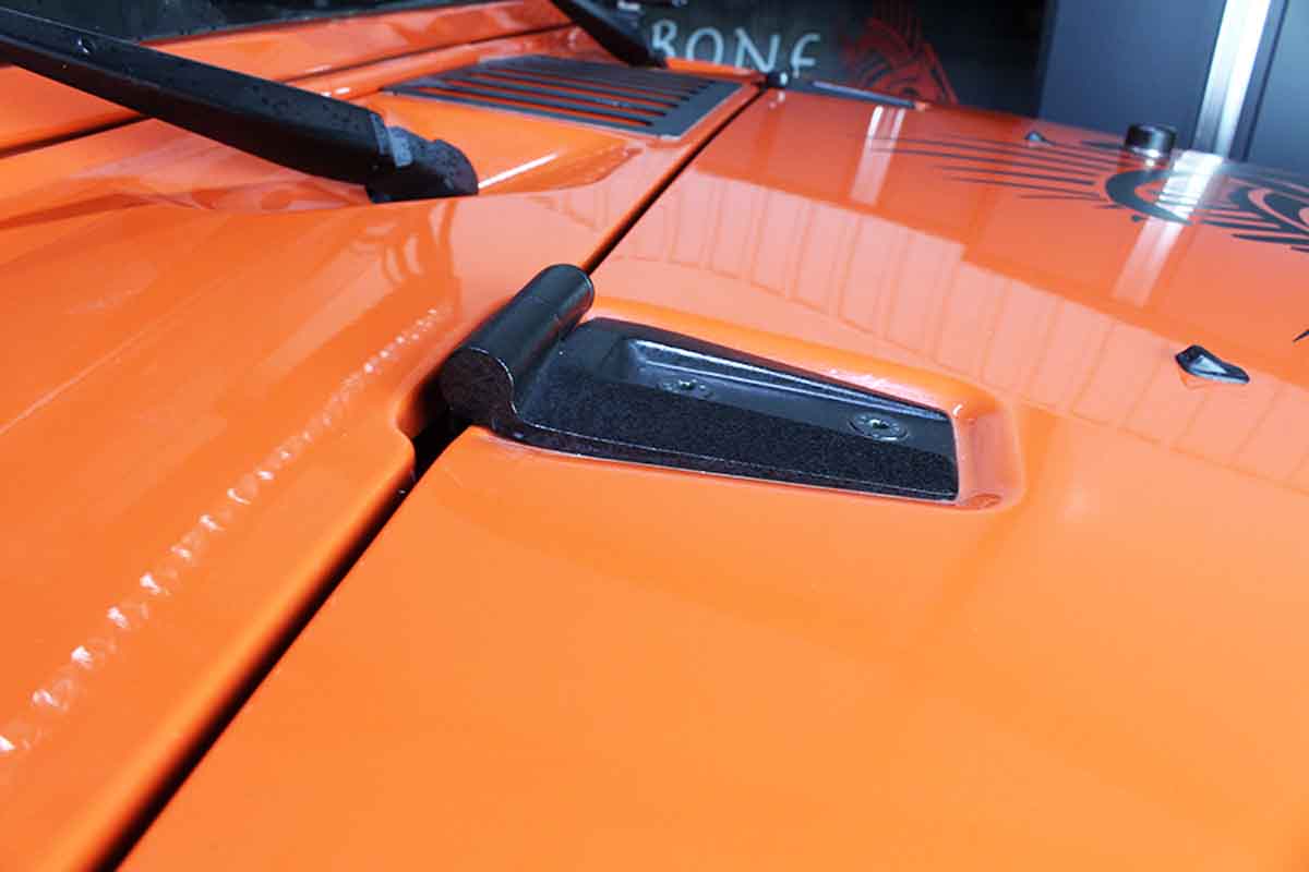 Kentrol 80572 Hood Hinge Pair for 2007-2018 Jeep Wrangler JK - Textured Black