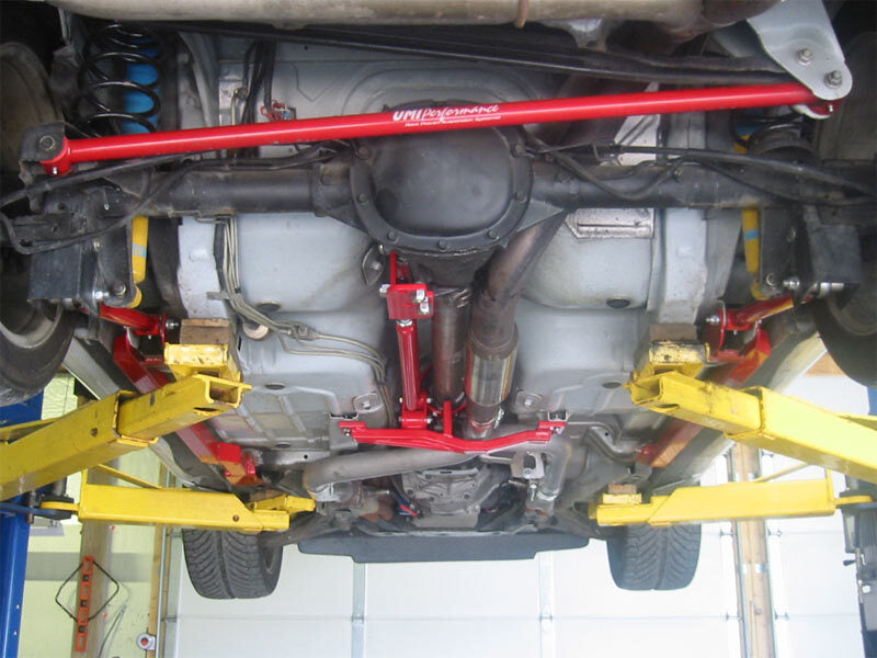 UMI Performance 2203AS-R Tunnel Brace Mount Long Tube Header-Ups with Loop Red