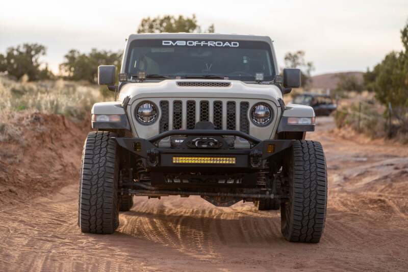 DV8 Offroad 18-23 Jeep Wrangler JL / 20-23 Jeep Gladiator JT FS-7 Mid-Width Winch Front Bumper - #FBJL-07