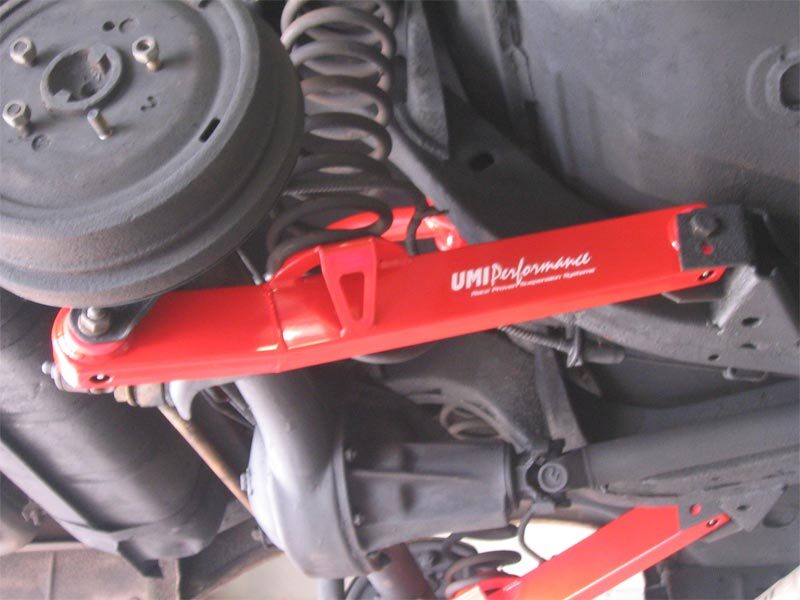 UMI Performance 3650-R Rear Lower Control Arms/Trailing Arms Red