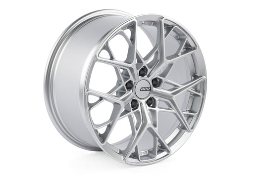APR A02 Flow Formed 18x8.5 / 5x112 / ET45 / 66.5mm Bore / Silver Wheel