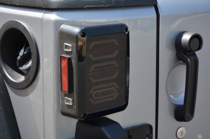 DV8 Offroad 07-18 Jeep Wrangler JK Octagon LED Tail Light - #TLJK-02