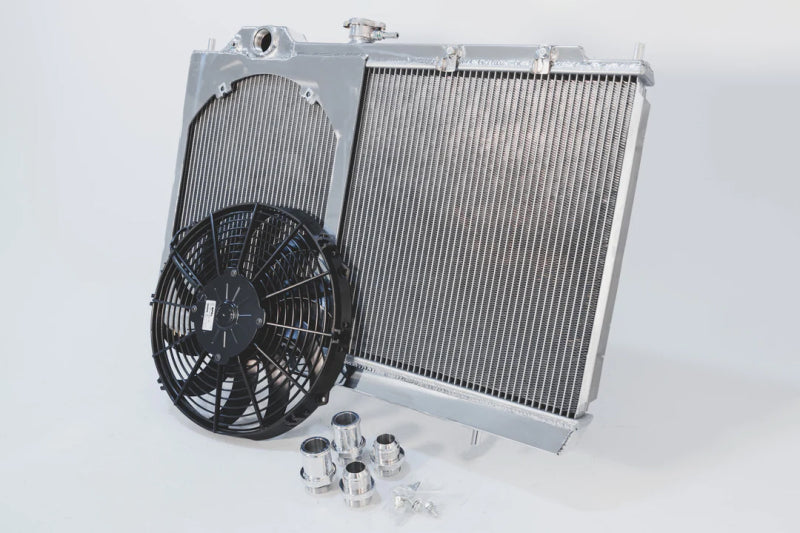CSF 7075 Radiator w/ 12in Fan & Shroud/ -16AN & Slip for 96-07 Mitsubishi Evo 4