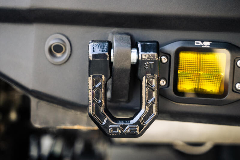 DV8 Offroad Elite Series D-Ring Shackles - Pair (Red) - #UNSK-01RD
