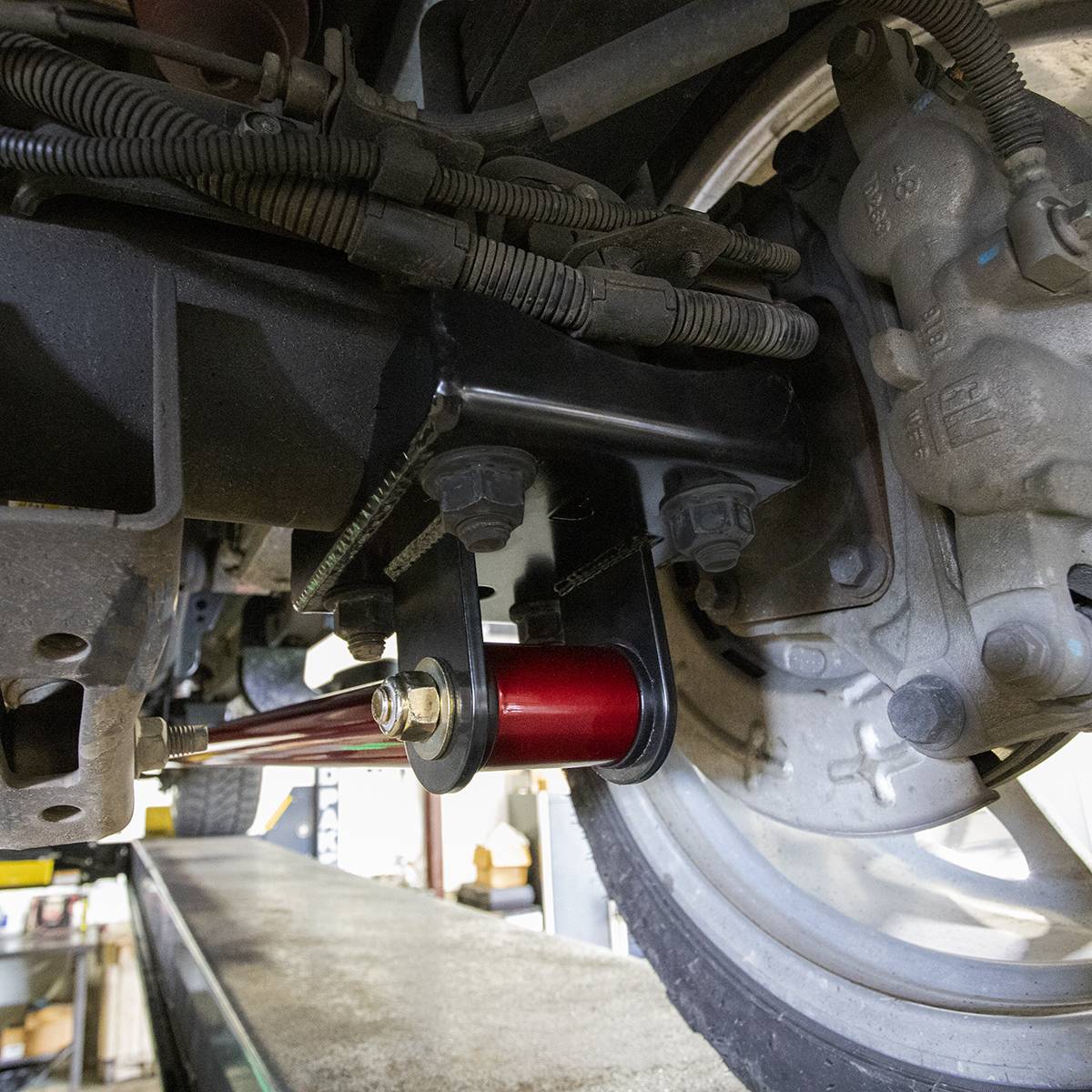 Wehrli Custom Fabrication WCF100826-RED RCLB/CCSB/ECSB 60in Traction Bar Kit WCFab Red for 2020-2026 Chevrolet Silverado / GMC Sierra 2500 HD / 3500 HD Duramax