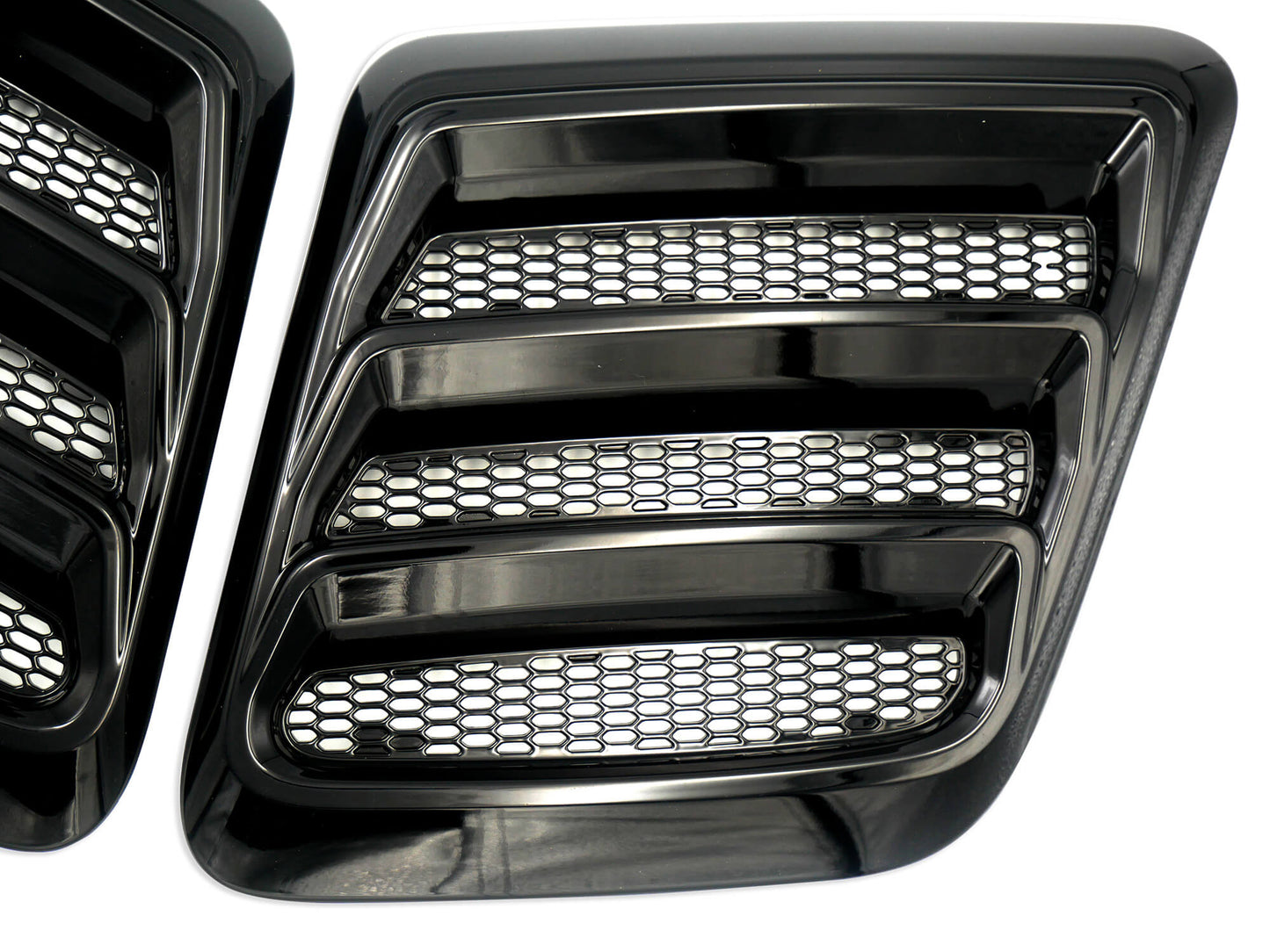 Roush Hood Heat Extractors - Gloss Black for 2018-2023 Mustang 422325