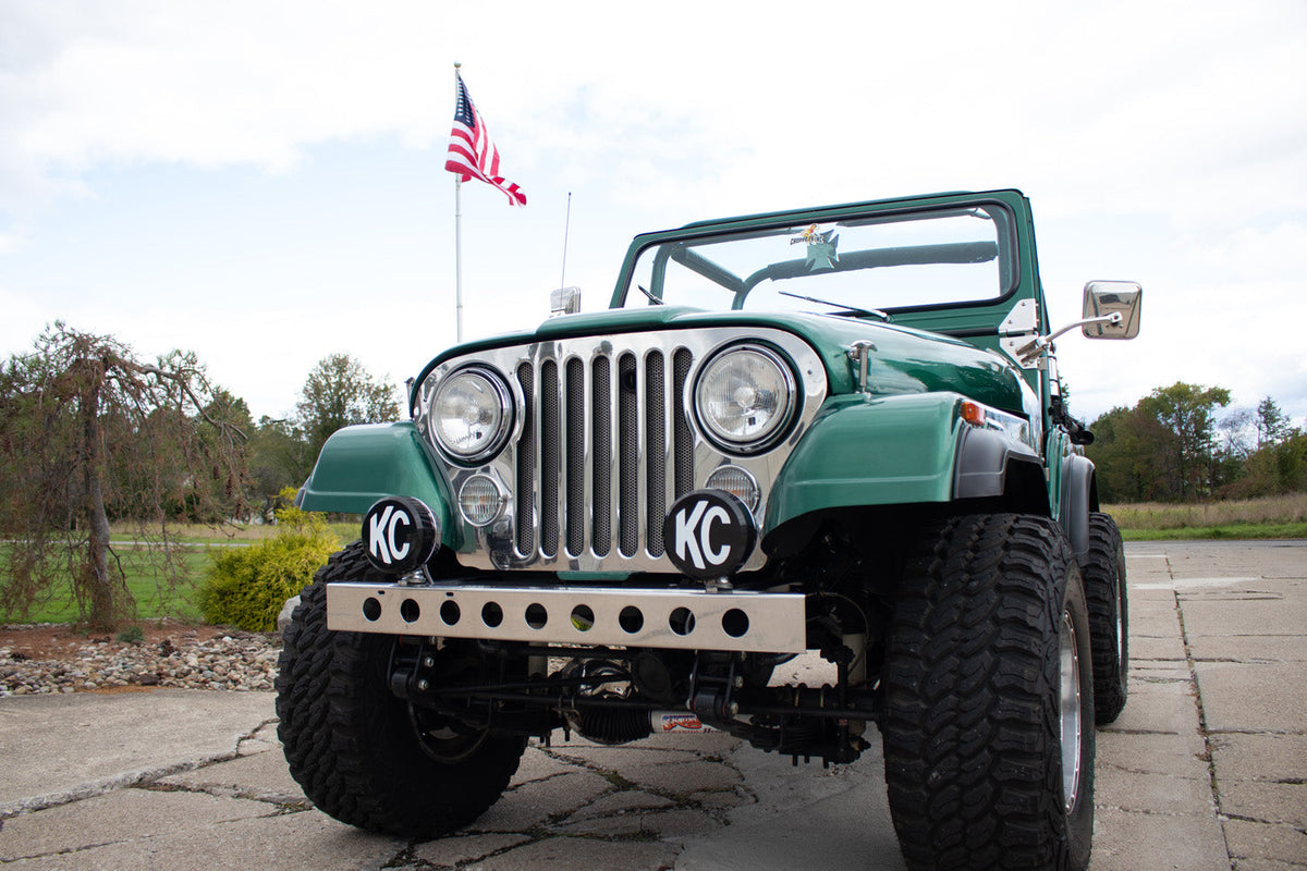 Kentrol 30429 54in Front Bumper with License Plate Holes for 1955-1986 Jeep CJ5 CJ7 CJ8 - Polished Silver